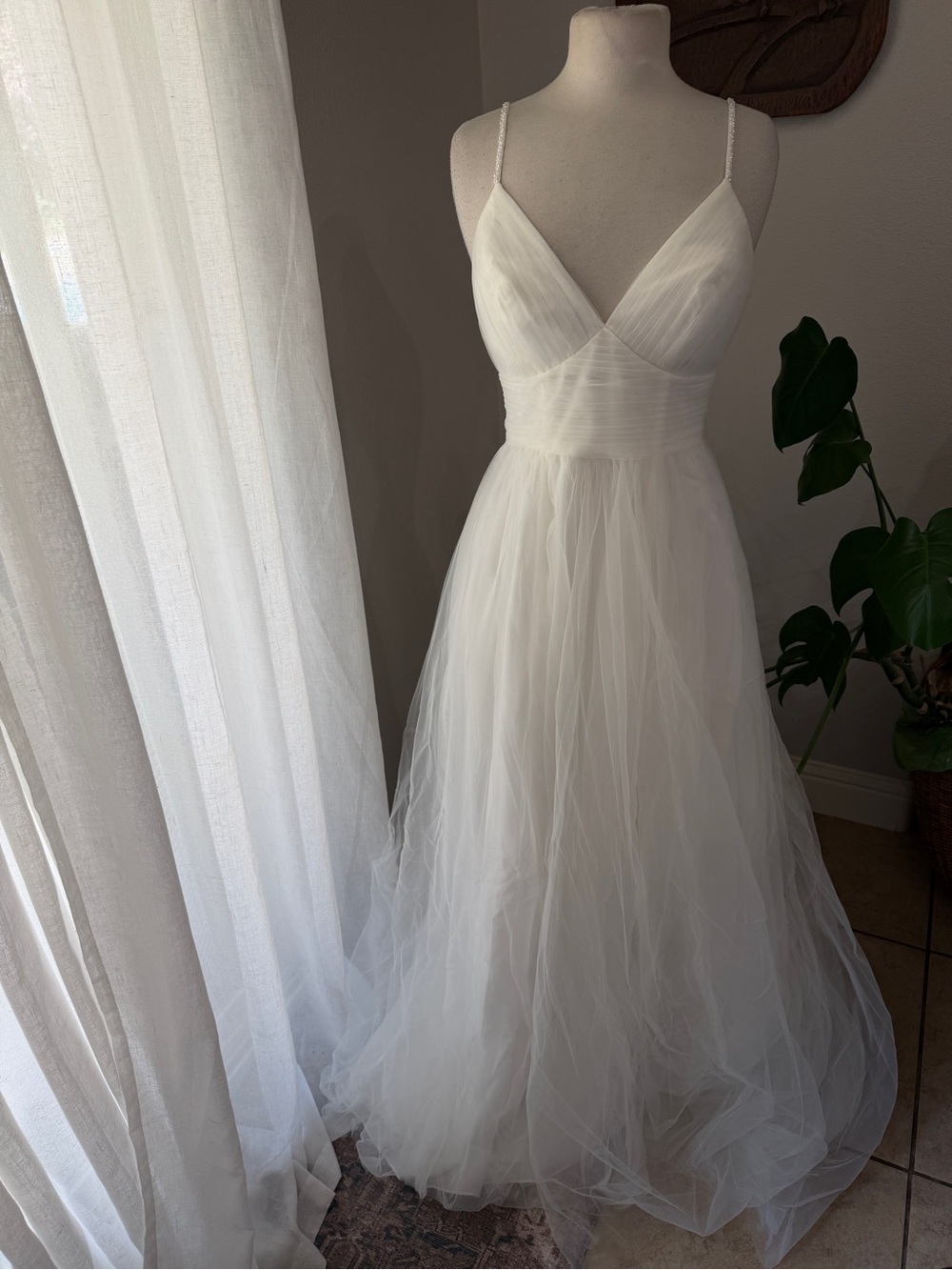 DB Studio Size 6 Beaded Strap Tulle A-Line Wedding Dress NWT Ivory